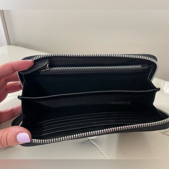 Wallet - Picture 3 of 3